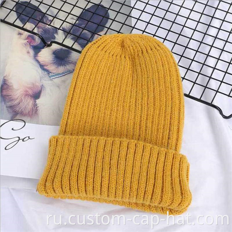  Knitted Hat 
